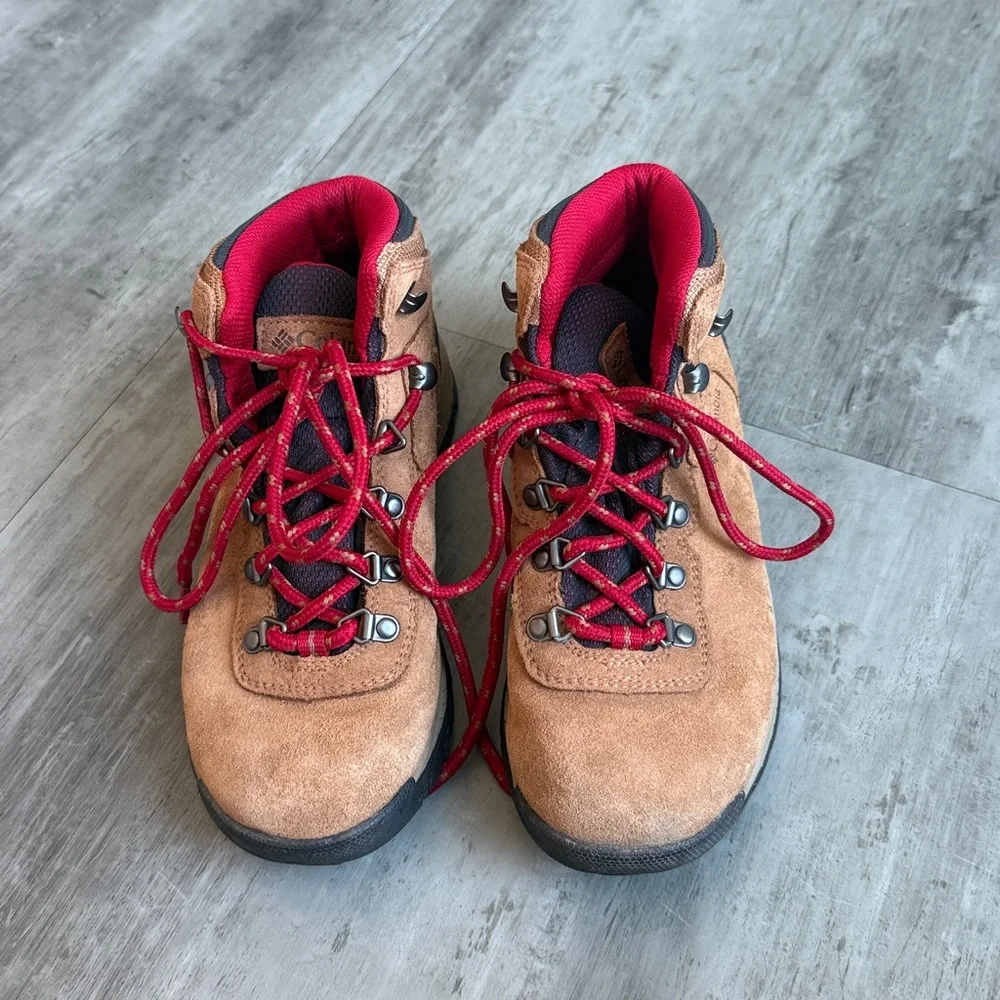 Columbia Hiking Boots - Picture 2 of 6